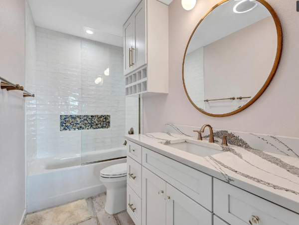 Luxurious Beachfront Condo in Longboat Key - Your Coastal Retreat Awaits